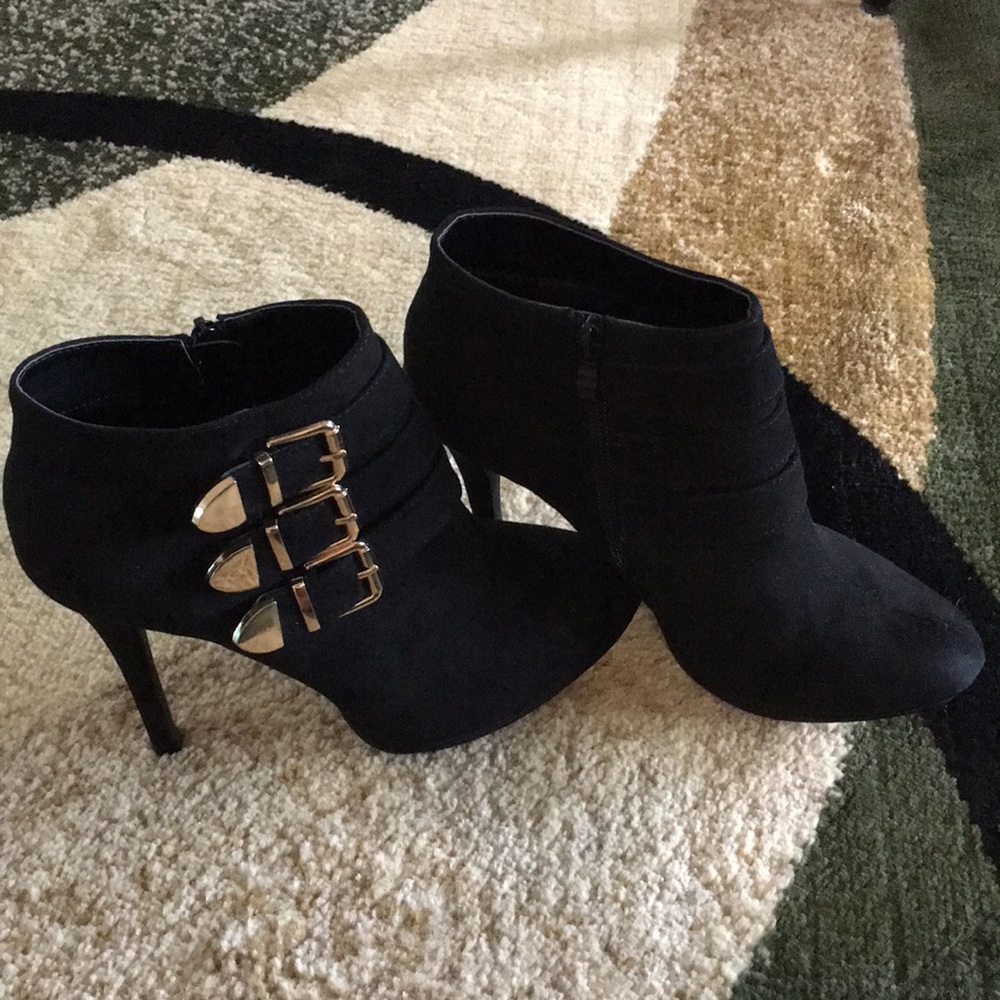 Black Booties NWOB